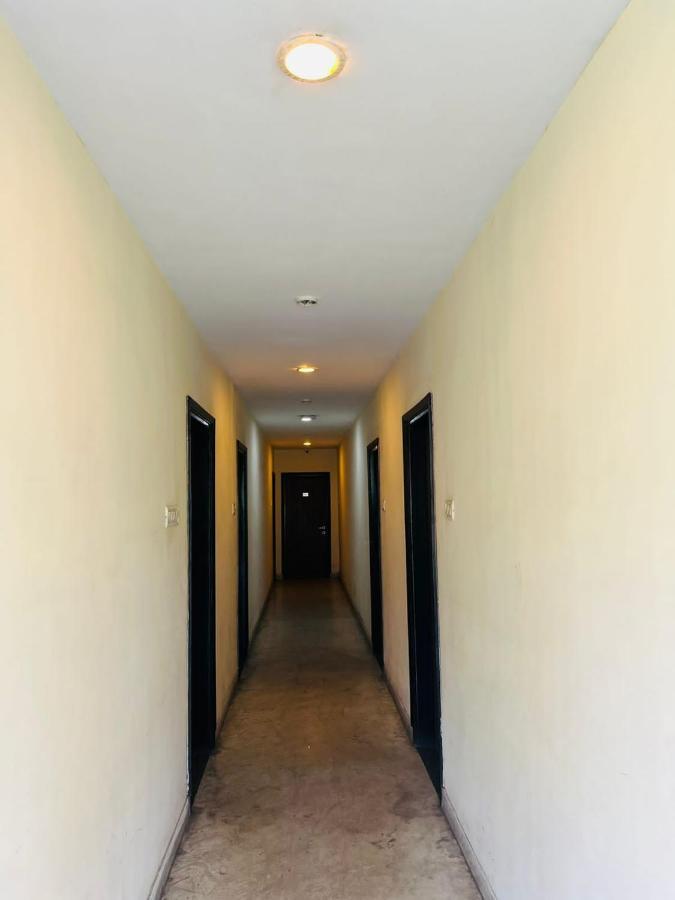 Hotel Chandra ジャムシェードプル エクステリア 写真